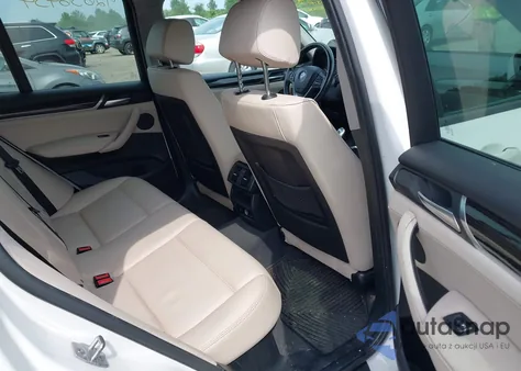 2015 BMW X3 Sdrive28I из США, поврежденный, VIN 5UXWZ7C53F0M83118